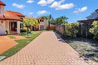 10031 SW 147th Pl in Miami, FL - Building Photo - Building Photo