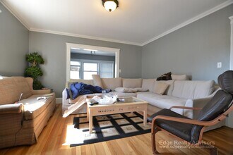 61 Surrey St in Boston, MA - Foto de edificio - Building Photo