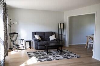 3130 Bellshire Way in Fort Wayne, IN - Building Photo - Building Photo