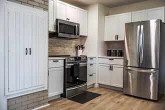 1929 Summer St in Falcon Heights, MN - Building Photo - Building Photo