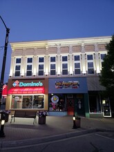 101 N Clinton Ave, Unit A in St. Johns, MI - Foto de edificio - Building Photo