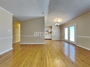 5721 Jamaica Ln in Knoxville, TN - Building Photo - Building Photo