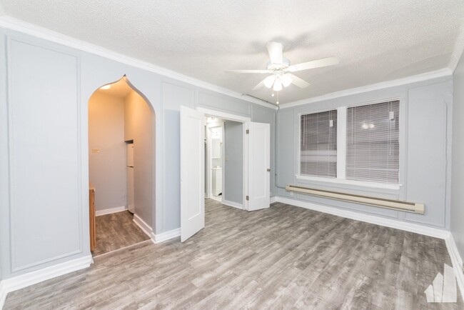 4735 N Beacon St in Chicago, IL - Building Photo - Building Photo