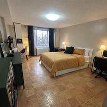 1900 Lyttonsville Rd, Unit 412 in Silver Spring, MD - Foto de edificio - Building Photo