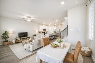 14834 Slow River Ave in Houston, TX - Foto de edificio - Building Photo