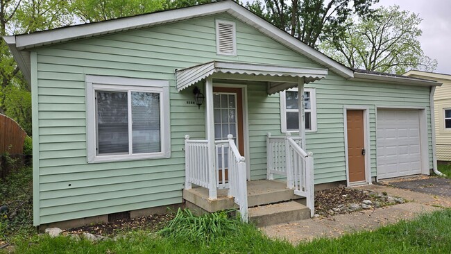 property at 2617 Woodrow Ave