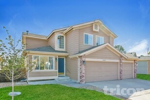 6765 Lionshead Pkwy in Lone Tree, CO - Building Photo