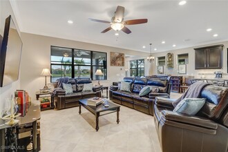 7567 Winding Cypress Dr in Naples, FL - Building Photo - Building Photo
