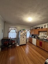 578 Main St, Unit 1 in Medford, MA - Building Photo - Building Photo