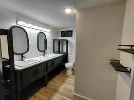 112 June St in St. Robert, MO - Building Photo