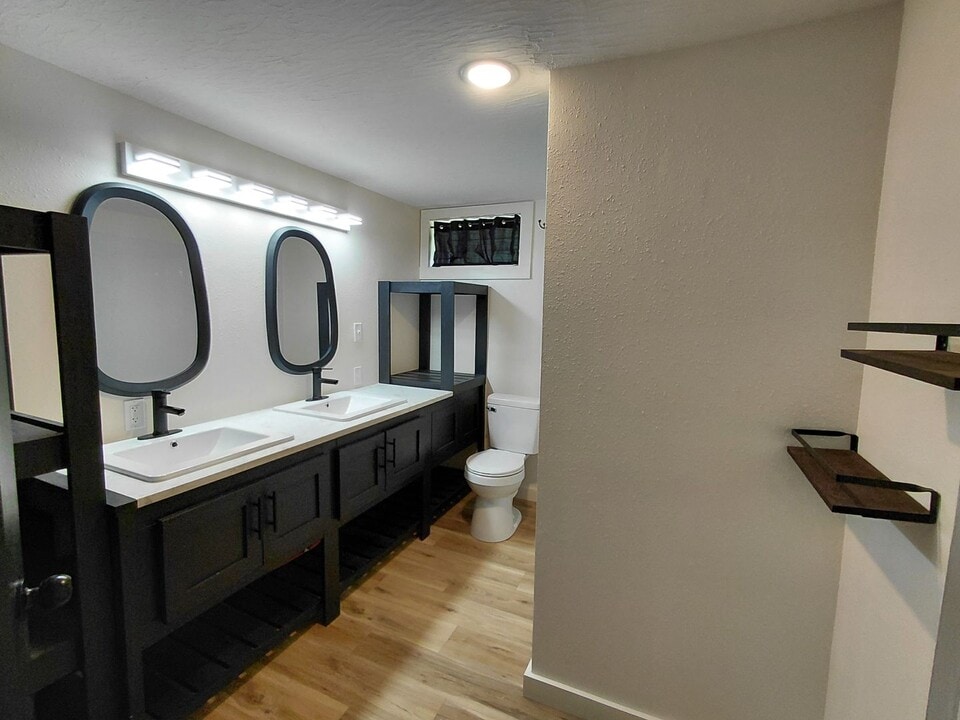 112 June St in St. Robert, MO - Building Photo