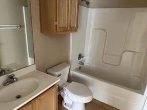 14 Cedarwood Dr in Rio Grande City, TX - Building Photo - Building Photo