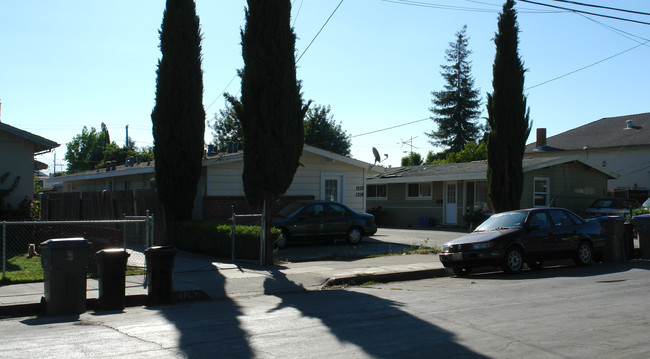 1252-1254 Palm Street in San Jose, CA - Foto de edificio - Building Photo