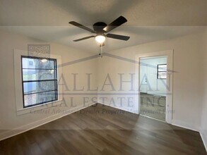 1321 W 49th St in North Little Rock, AR - Building Photo - Building Photo