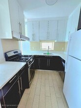 42-05 Parsons Blvd in Queens, NY - Building Photo - Building Photo