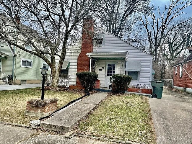 property at 1936 Litchfield Ave