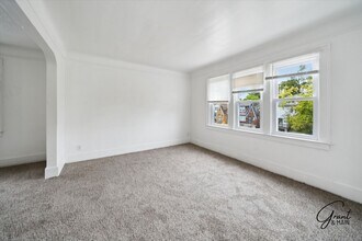 14920 Washburn St-Unit -Unit 2 in Detroit, MI - Building Photo - Building Photo