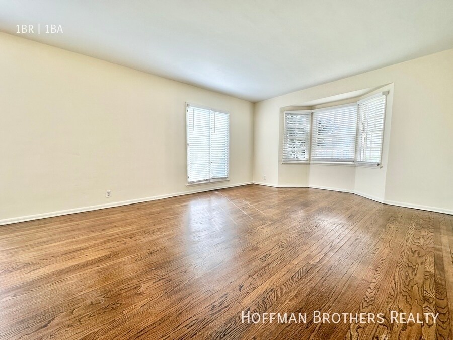 6859 Willoughby Ave, Unit 4A in Los Angeles, CA - Building Photo