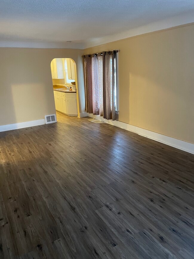 19077 Hanna St Rentals in Melvindale, MI