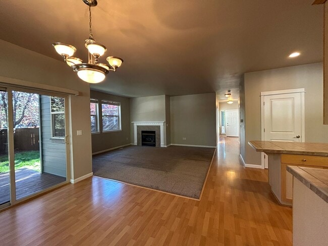 20182 Graham Rd in Bend, OR - Building Photo - Building Photo