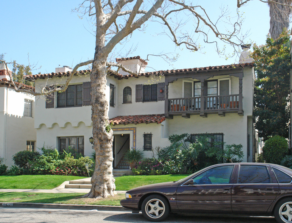 9948 Robbins Dr in Beverly Hills, CA - Building Photo