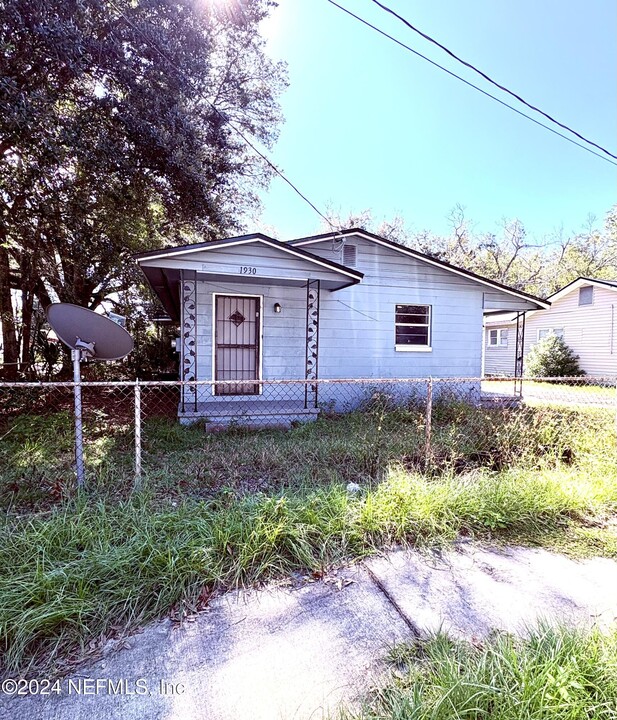 1930 W 6th St in Jacksonville, FL - Building Photo