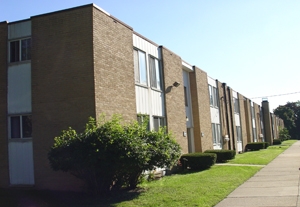 Farmington West Apartments in Farmington, MI - Building Photo - Building Photo