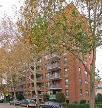 225 Avenue T in Brooklyn, NY - Building Photo - Building Photo