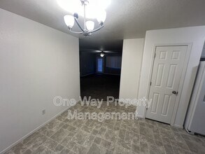 2921 Anchor Dr in Evans, CO - Building Photo - Building Photo