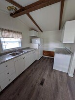 10749 E Pickard Rd in Mt. Pleasant, MI - Building Photo