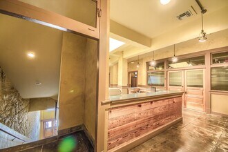 212 Losoya St in San Antonio, TX - Building Photo - Building Photo