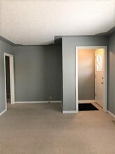 38A 38a Ave SW in Calgary, AB - Building Photo - Building Photo