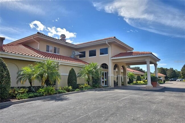 property at 1008 Hemingway Cir