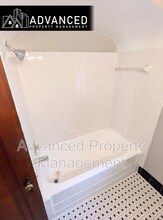 3725 S Clement Ave in Milwaukee, WI - Foto de edificio - Building Photo