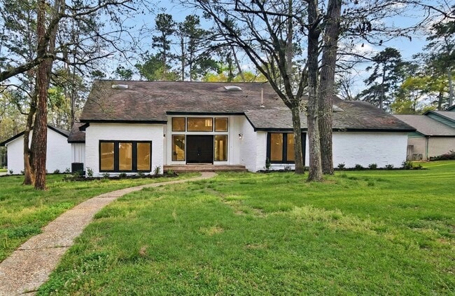 property at 6123 Northway Dr