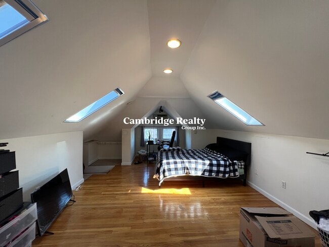 88 Fellsway E, Unit 2