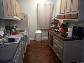 6 Grand St in Poughkeepsie, NY - Building Photo - Building Photo
