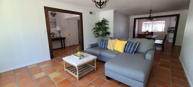 253 Northwind Dr in El Paso, TX - Building Photo - Building Photo