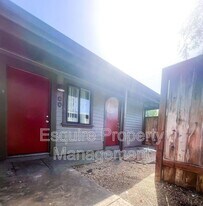 309 HILL in Oxnard, CA - Building Photo