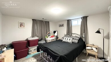 273 James St in Oshawa, ON - Building Photo - Building Photo