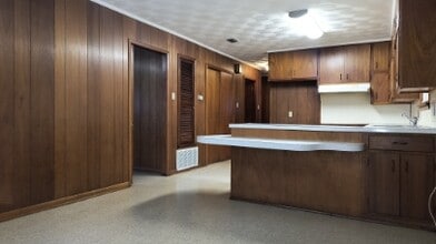 2707 W 27th Ave in Pine Bluff, AR - Building Photo - Building Photo