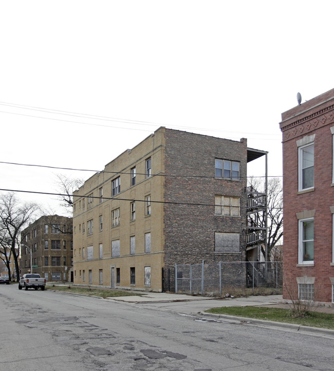 1300 S Kildare Ave in Chicago, IL - Foto de edificio - Building Photo