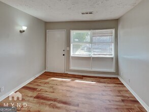 450 Fairburn Rd NW in Atlanta, GA - Building Photo - Building Photo