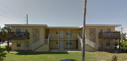 Sunrise Apartments in Indialantic, FL - Building Photo - Building Photo