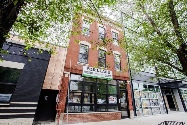 property at 1809 W Division St