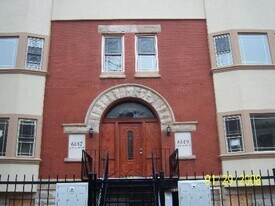 6149 S Woodlawn Ave in Chicago, IL - Building Photo