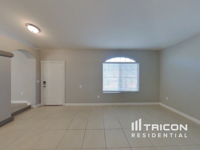 1648 Palm St in Henderson, NV - Building Photo - Building Photo