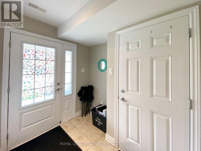 206 Halyard Way in Ottawa, ON - Building Photo - Building Photo