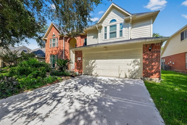 property at 11603 Oak Lake Park Dr