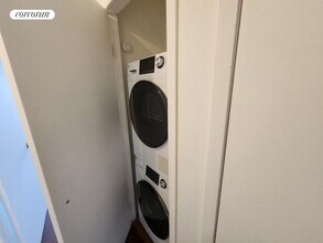 1067 DeKalb Ave in Brooklyn, NY - Building Photo - Building Photo